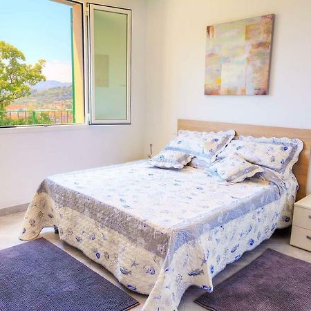 Ue Maxeu- Maestrale Apartment Cervo Bagian luar foto